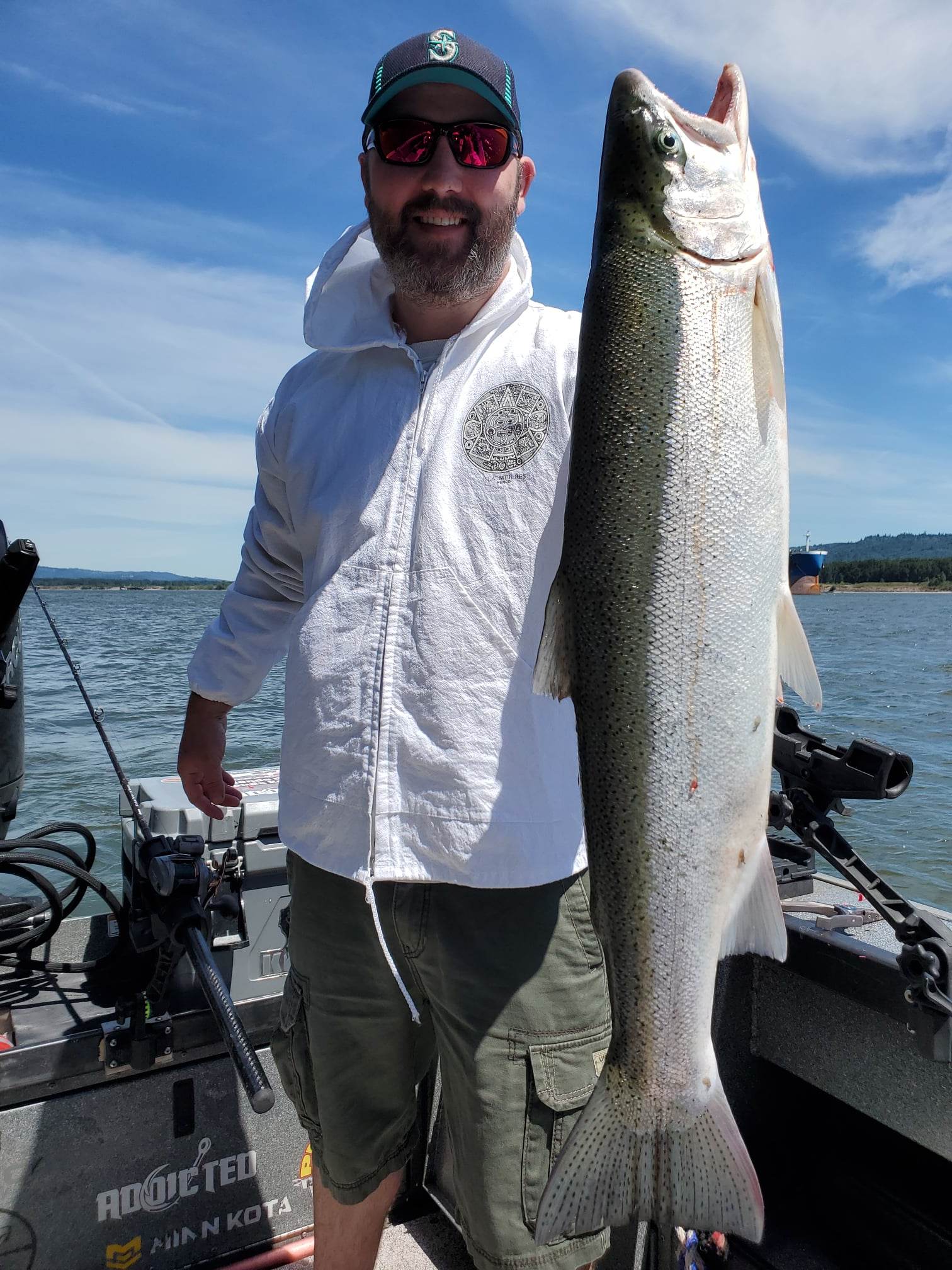 Guided fishing for Summer Steelhead on the Columbia River